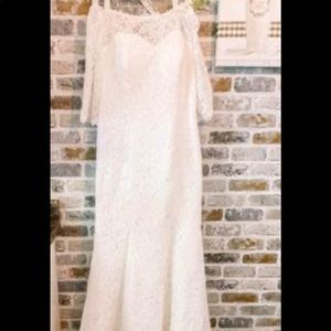 MAKE OFFER! David’s Bridal Wedding Gown